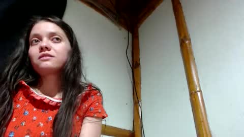 Snapshot of miahells chatting on 6, 5, 2026 Mia Sam online show from 6, 5, 2026