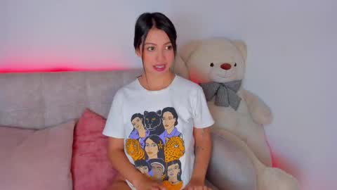 Snapshot of miakris1 chatting on 8, 3, 2025 miakris1 online show from 8, 3, 2025