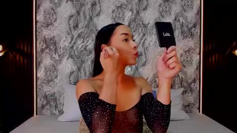 Snapshot of mialarouse chatting on 1, 2, 2026 Mia Larouse online show from 1, 2, 2026