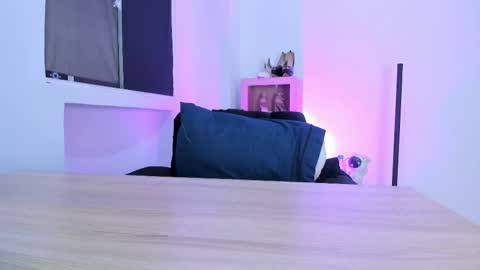 Snapshot of mialenox chatting on 14, 12, 2025 Mia Lenox online show from 14, 12, 2025