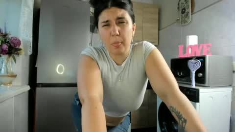 Snapshot of miamarrone chatting on 20, 6, 2026 MiaMarrone online show from 20, 6, 2026