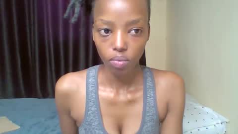 Snapshot of miami_muffin chatting on 3, 3, 2026 Muffin online show from 3, 3, 2026
