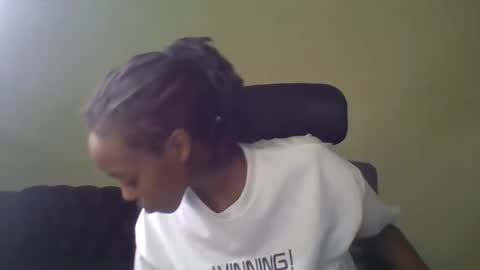 Snapshot of miami_muffin chatting on 2, 4, 2026 Muffin online show from 2, 4, 2026