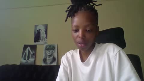 Snapshot of miami_muffin chatting on 4, 4, 2026 Muffin online show from 4, 4, 2026