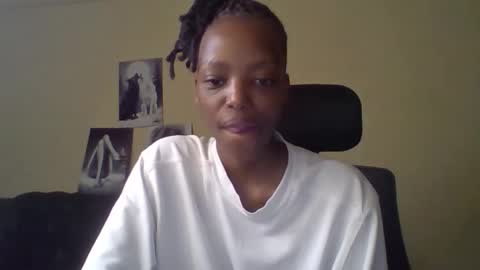 Snapshot of miami_muffin chatting on 5, 4, 2026 Muffin online show from 5, 4, 2026