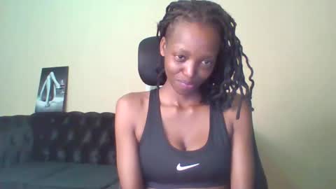 Snapshot of miami_muffin chatting on 20, 4, 2026 Muffin online show from 20, 4, 2026
