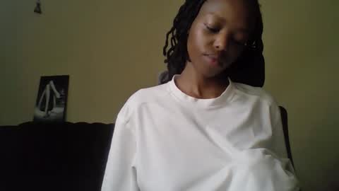 Snapshot of miami_muffin chatting on 27, 4, 2026 Muffin online show from 27, 4, 2026