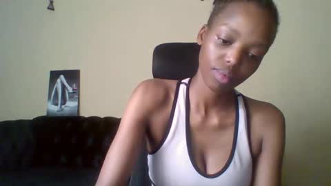 Snapshot of miami_muffin chatting on 29, 4, 2026 Muffin online show from 29, 4, 2026
