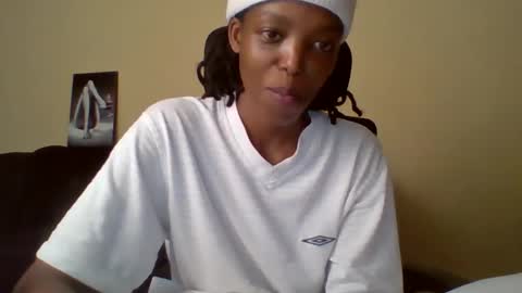 Snapshot of miami_muffin chatting on 7, 5, 2026 Muffin online show from 7, 5, 2026