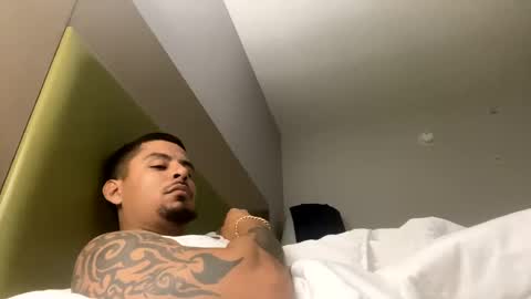 miamiclos1 online show from 19, 12, 2024