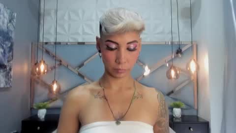 Mia Morgann online show from 2, 3, 2025