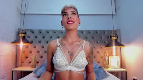 Mia Morgann online show from 4, 3, 2025