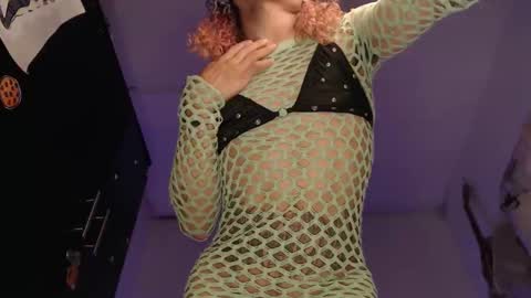 MianCuntyDoll online show from 4, 10, 2025