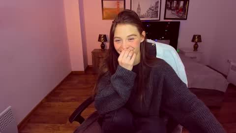 Mia online show from 18, 12, 2024