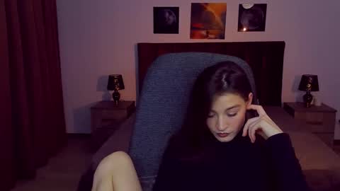 Mia online show from 10, 1, 2025