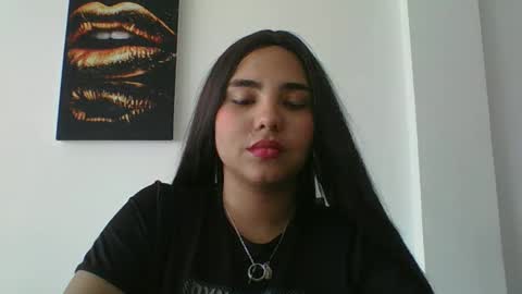 Mia Peyton   online show from 3, 12, 2024