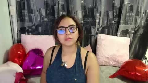 Mia Peyton   online show from 14, 2, 2025