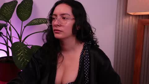Snapshot of miaportman chatting on 12, 6, 2026 MIAPORTMANN online show from 12, 6, 2026