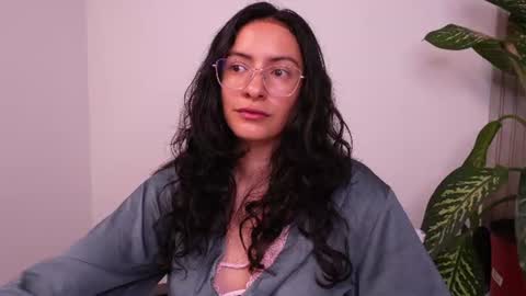 Snapshot of miaportman chatting on 9, 7, 2026 MIAPORTMANN online show from 9, 7, 2026