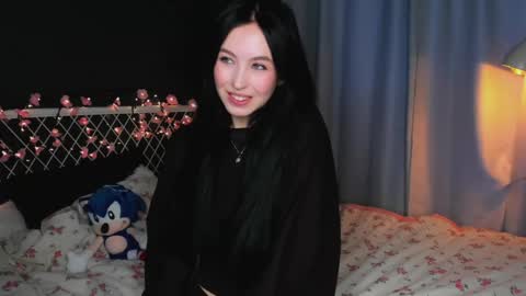 Snapshot of miarielle chatting on 17, 5, 2026 Liz online show from 17, 5, 2026