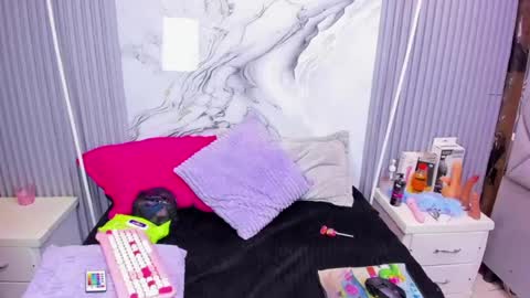 Snapshot of miarose_69 chatting on 4, 7, 2026 Miarose 69 online show from 4, 7, 2026