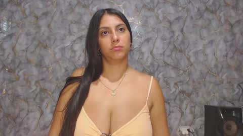 Snapshot of miarouse1531 chatting on 2, 3, 2026 miarouse1531 online show from 2, 3, 2026
