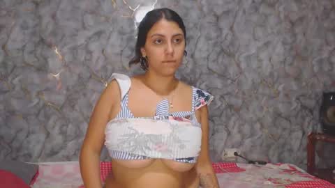Snapshot of miarouse1531 chatting on 22, 3, 2026 miarouse1531 online show from 22, 3, 2026