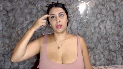 Snapshot of miarouse1531 chatting on 30, 5, 2026 miarouse1531 online show from 30, 5, 2026