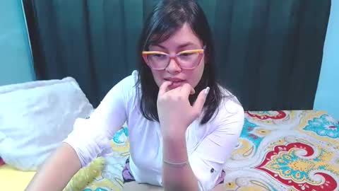 Snapshot of miasantana30 chatting on 5, 6, 2026 mia online show from 5, 6, 2026