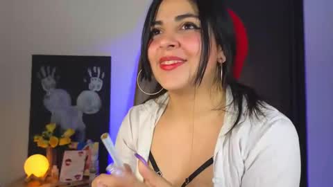 Snapshot of miasavagex18 chatting on 12, 1, 2025 MiaHancock online show from 12, 1, 2025