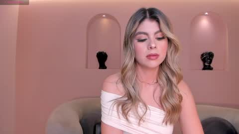 Snapshot of miasilvax chatting on 27, 5, 2026 Mia Silva online show from 27, 5, 2026