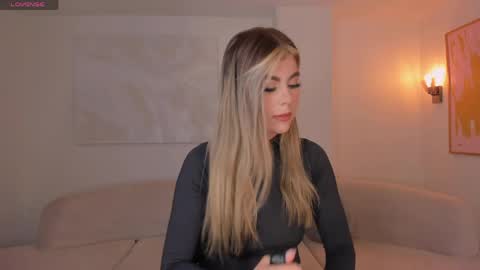 Snapshot of miasilvax chatting on 6, 6, 2026 Mia Silva online show from 6, 6, 2026