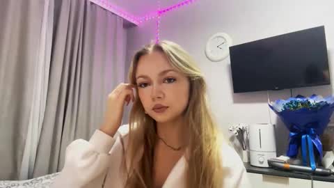 Snapshot of miasuszynski chatting on 22, 2, 2026 Milana online show from 22, 2, 2026