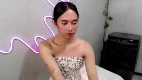 Snapshot of miatrixs chatting on 27, 3, 2026 Mia online show from 27, 3, 2026