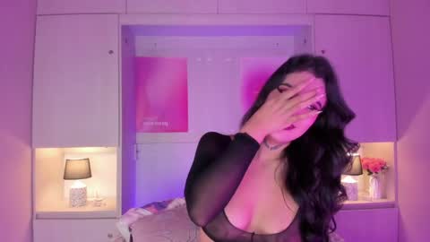 miaturnerr_ online show from 23, 5, 2026