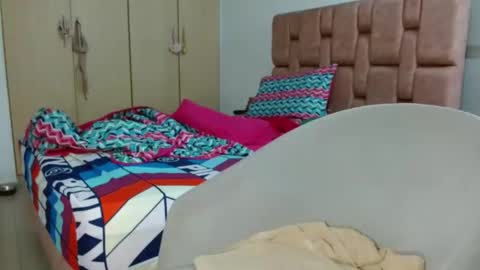 MIA VANESSA online show from 18, 1, 2026