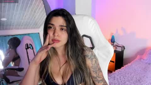 Snapshot of miavillalobos_ chatting on 12, 5, 2026 Mia Villalobos online show from 12, 5, 2026