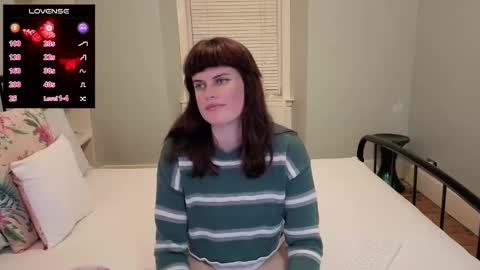 Mia  online show from 30, 11, 2025