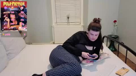 Snapshot of miawallace__ chatting on 19, 3, 2026 Mia online show from 19, 3, 2026