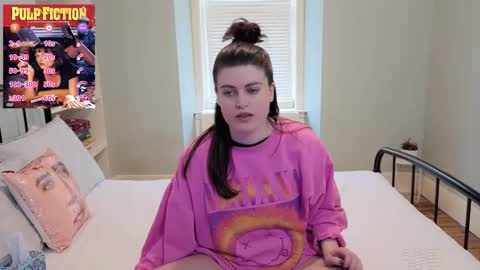 Snapshot of miawallace__ chatting on 8, 4, 2026 Mia online show from 8, 4, 2026