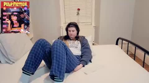 Snapshot of miawallace__ chatting on 16, 4, 2026 Mia online show from 16, 4, 2026