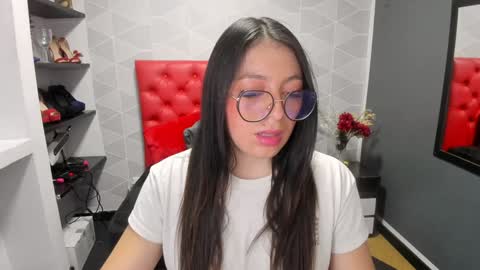 Snapshot of miawils_ chatting on 27, 1, 2025 M I A W I L S online show from 27, 1, 2025