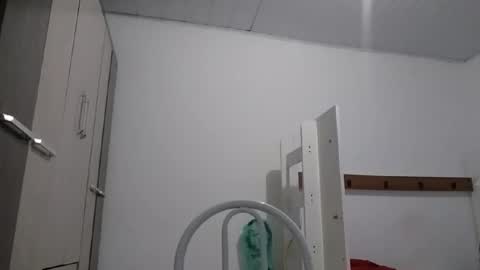 micarranox online show from 13, 10, 2025