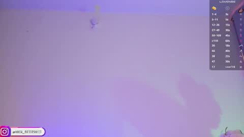 Snapshot of mich_bittersweet chatting on 28, 9, 2025         online show from 28, 9, 2025