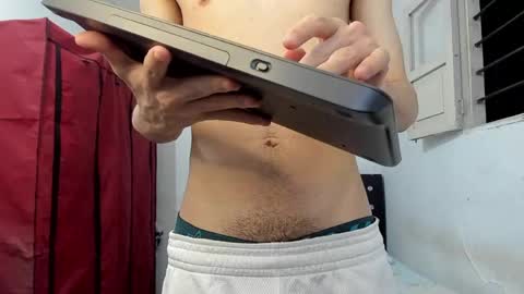 michael_david0528 online show from 4, 6, 2026
