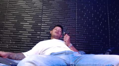 Michael Daviss online show from 20, 2, 2025