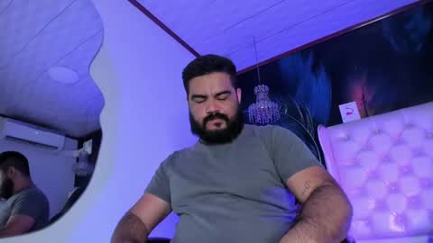 Snapshot of michaelbear_ chatting on 12, 2, 2025 Michael online show from 12, 2, 2025