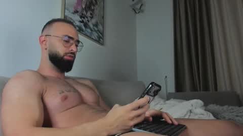 MichaelEvansx online show from 6, 1, 2026