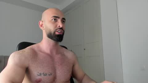 MichaelEvansx online show from 17, 4, 2026