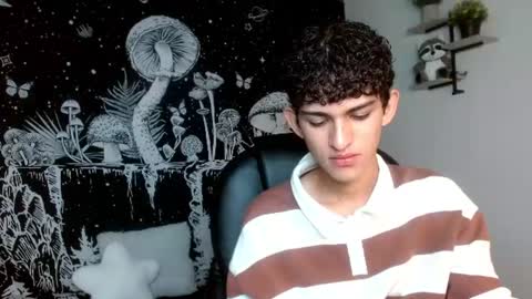 Snapshot of michaelkoiv chatting on 7, 7, 2026 michaelkoiv online show from 7, 7, 2026